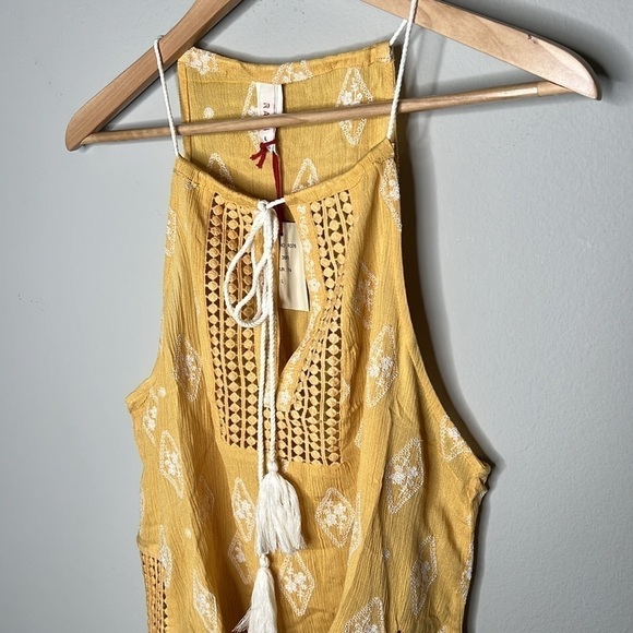 RAGA Anthropologie Embroidered Crochet Pom Tank Top in Yellow & White Size Large - Picture 2 of 9
